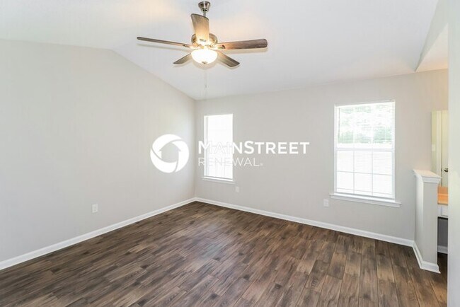 Building Photo - 3 Bedroom Pet-Friendly Home in Millington, TN with Main Street Renewal