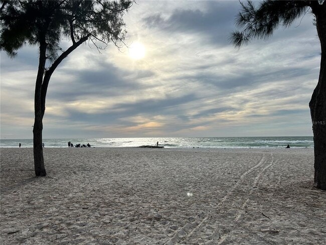 Building Photo - 8611 51st Ave W