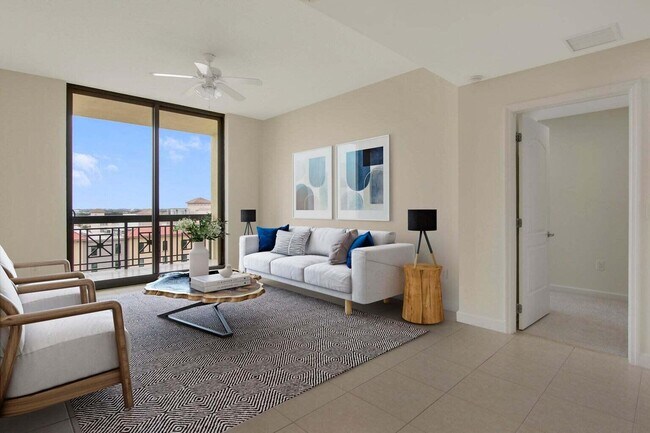 Building Photo - 801 S Olive Ave