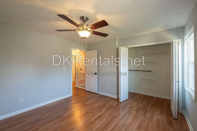 Building Photo - 114 Eagle Glen Dr