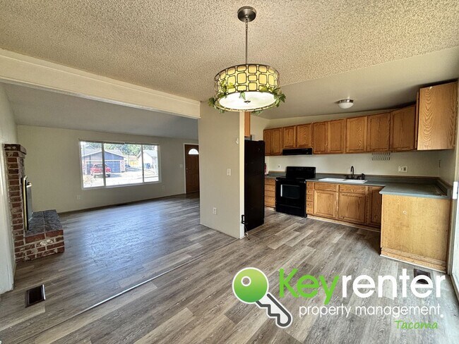 Building Photo - Charming 3-Bedroom Home for Rent in Federa...