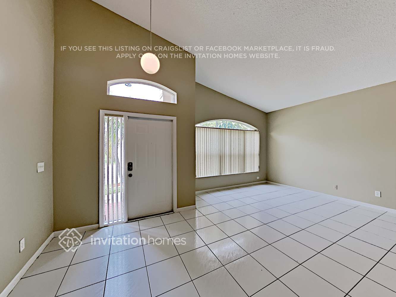 Building Photo - 1495 SW 105th Ave