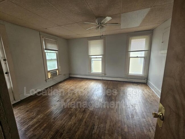 Building Photo - 925 Alabama St