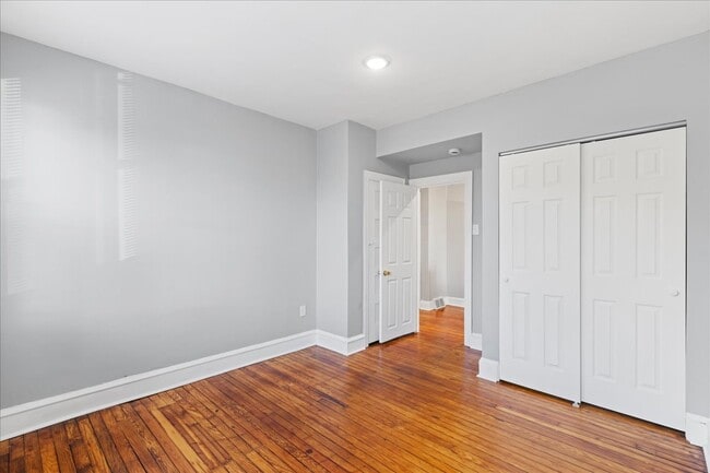 Building Photo - 1602 Pershing St