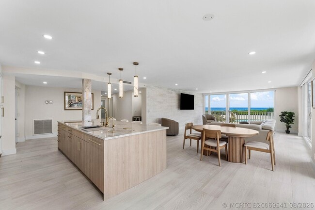 Building Photo - 3360 S Ocean Blvd