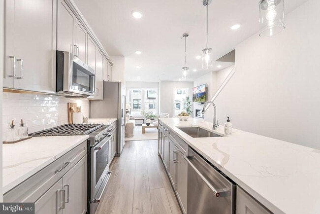 Building Photo - 12742 Verdant Wy