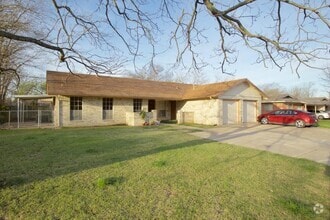 Building Photo - 2203 Lanier Dr