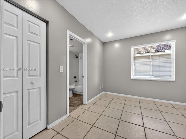 Building Photo - 5405 SW 125th Terrace