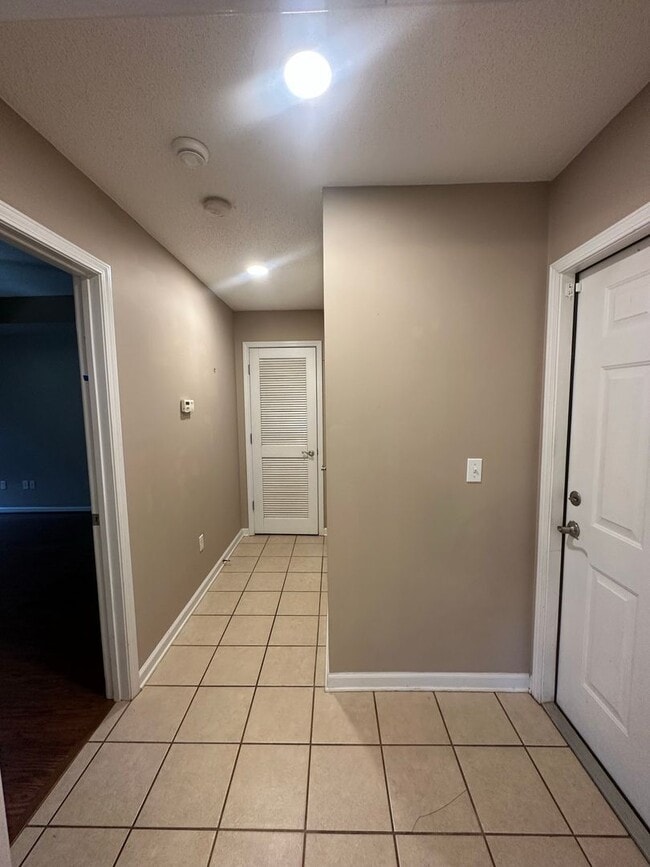 Building Photo - Briarhill Acres