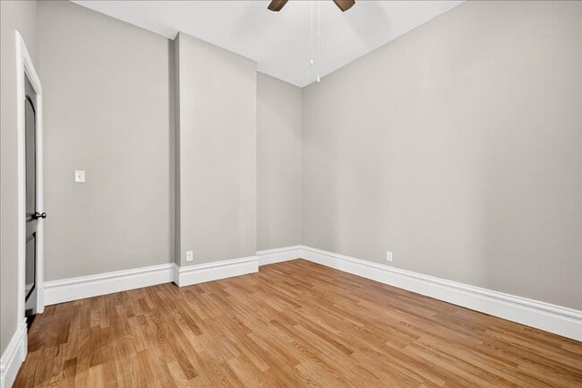 Building Photo - Soulard First Fleur