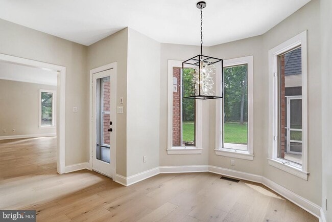 Building Photo - 11109 Elmview Pl