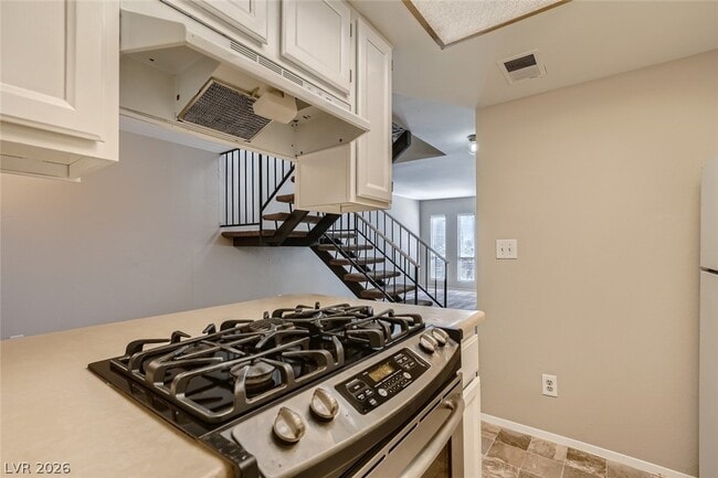 Building Photo - 501 Sellers Pl