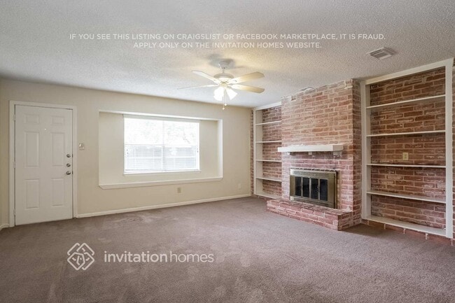 Building Photo - 6946 Maple Fox Dr