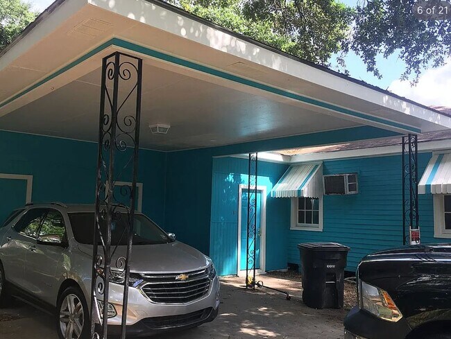 Building Photo - 4348 Bawell St