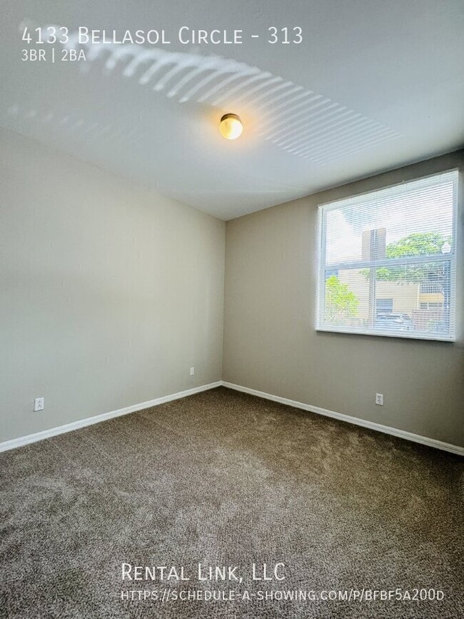 Building Photo - 4133 Bellasol Cir