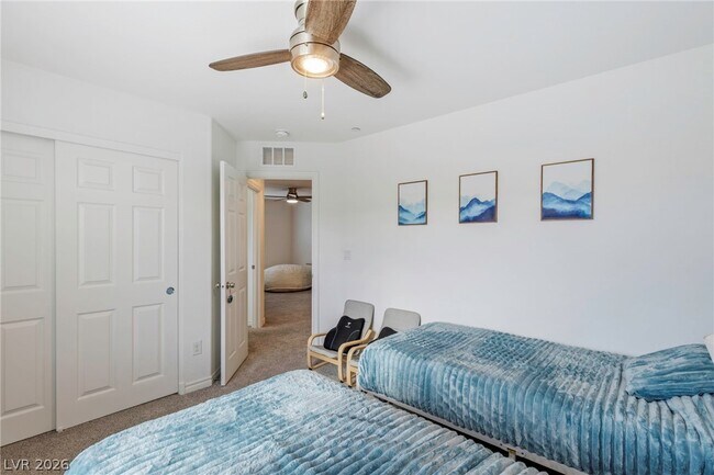 Building Photo - 976 Bluebell Brook St