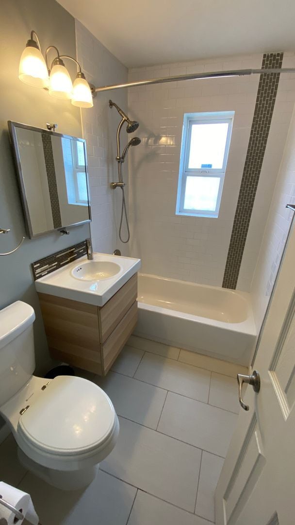 Building Photo - Beautiful Single-Family Home in Denver's Northeast Park Hill Neighborhood