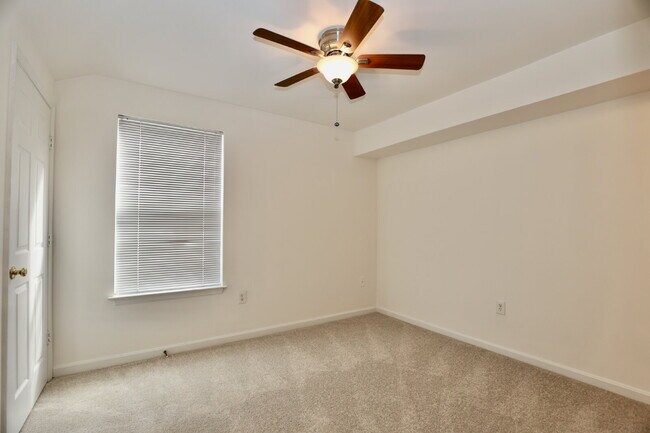 Building Photo - Welcome Home!