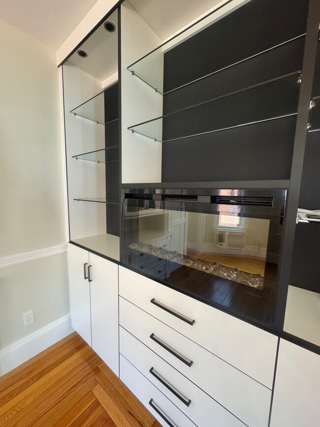 Building Photo - 86 Morrison Ave