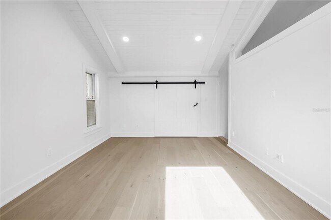 Building Photo - 1355 Pinellas Bayway S