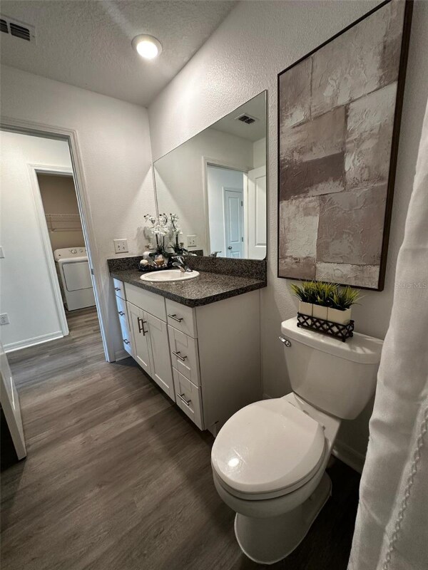 Building Photo - 5213 Dandelion St