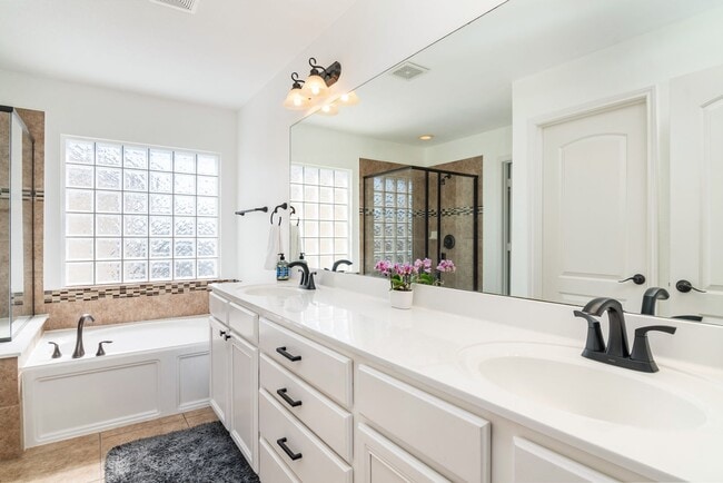 Building Photo - Home for Rent