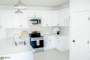 Building Photo - 10876 W Torren Dr