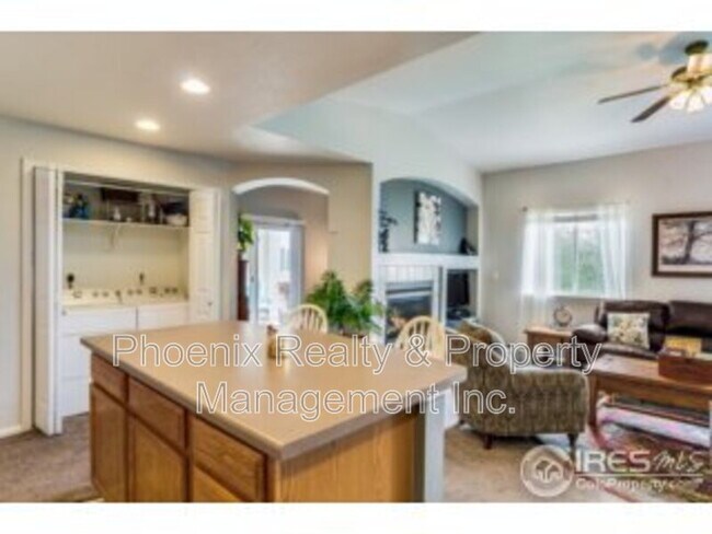 Building Photo - 1703 Whitehall Dr