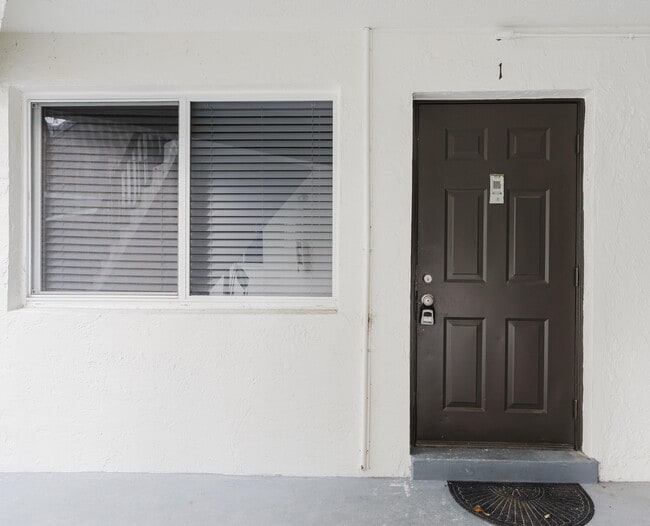 Building Photo - 1720 NW 37th St