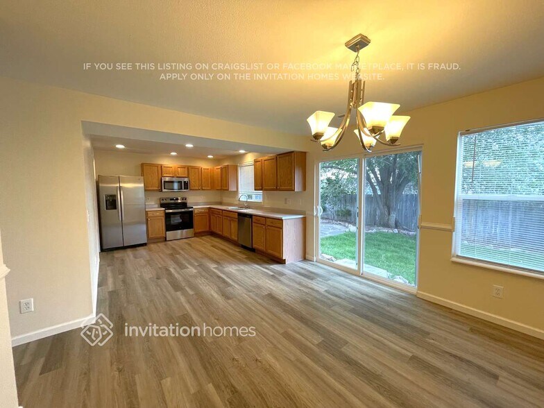 Building Photo - 5540 Anna Lee Way