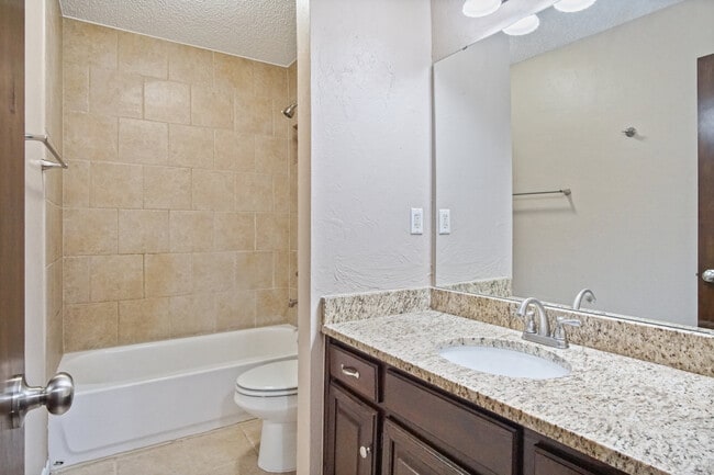 Building Photo - 3621 Wynn Cir