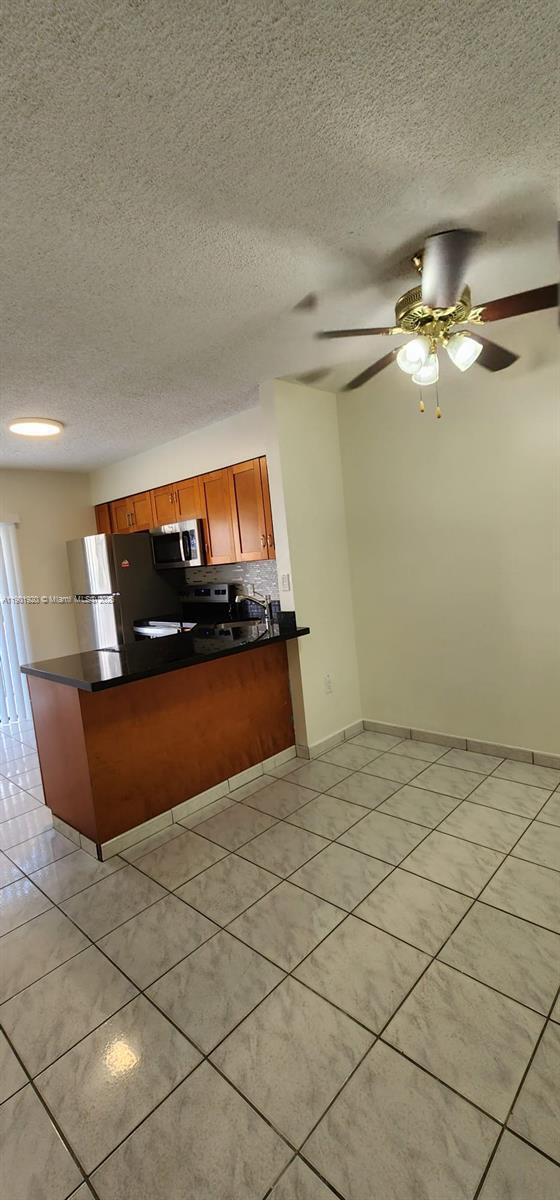 Building Photo - 5420 W 21st Ct