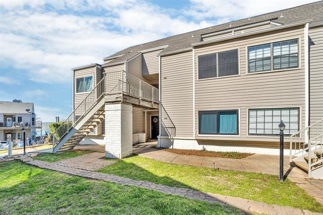 Building Photo - 426 Yacht Club Dr