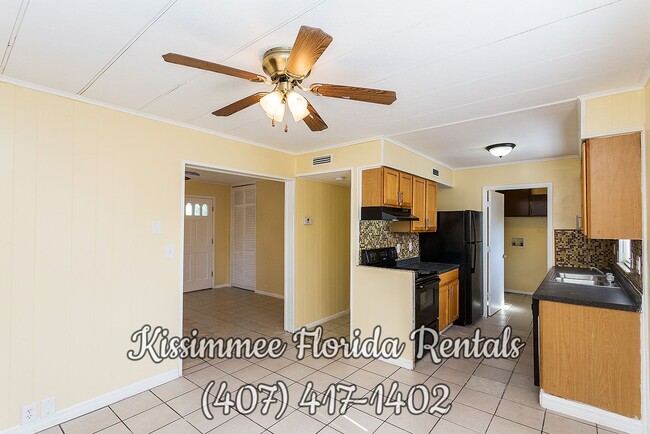 Building Photo - A beautiful and spacious 3 bedroom and 1 full  bathroom house in the heart of Kissimmee