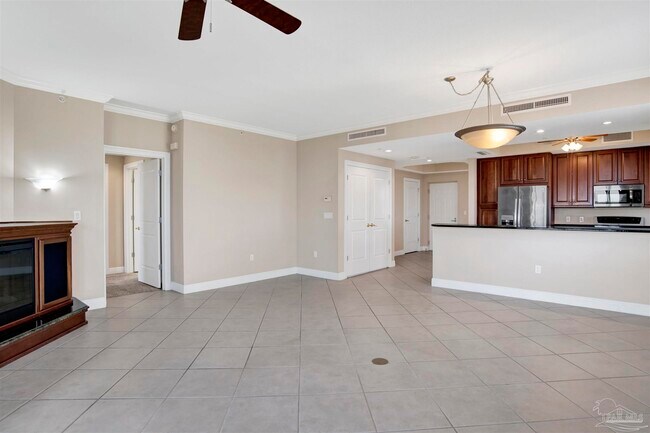 Building Photo - 608 Lost Key Dr