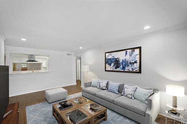 Building Photo - 12633 Memorial Dr