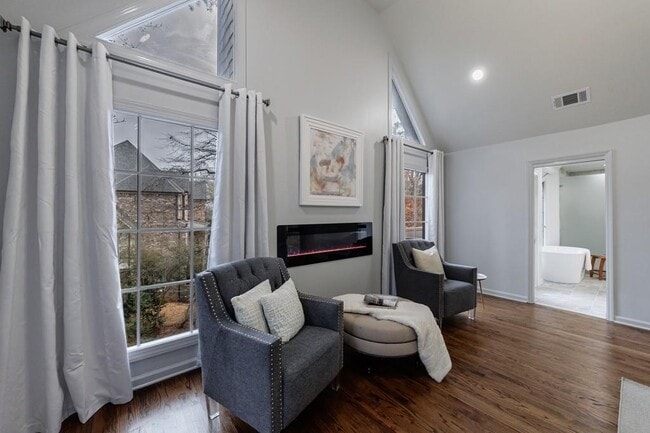 Building Photo - 459 Atlanta Country Club Dr