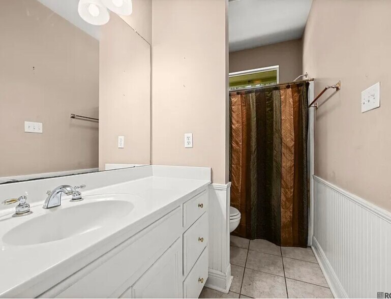 Building Photo - 1593 Colony Ln