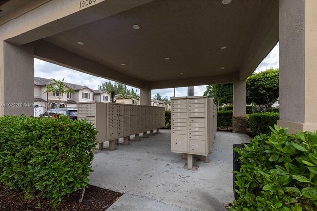 Building Photo - 15070 SW 119th Ln