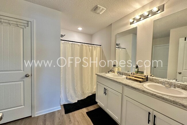 Building Photo - 3582 Sugar Maple Ln