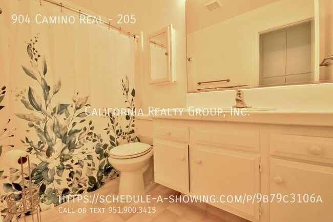 Building Photo - 904 Camino Real