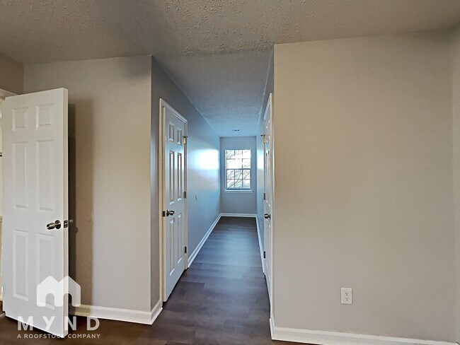 Building Photo - 629 Bennett Dr