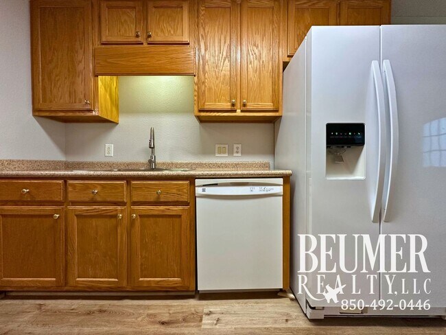 Building Photo - Lakefront Living Minutes to NAS & Perdido Beaches