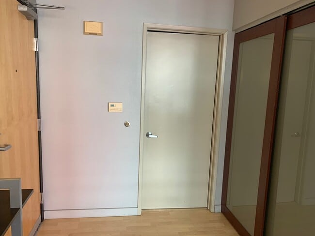 Building Photo - 777 Sixth Ave