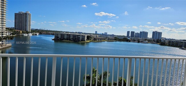 Building Photo - 2851 NE 183rd St