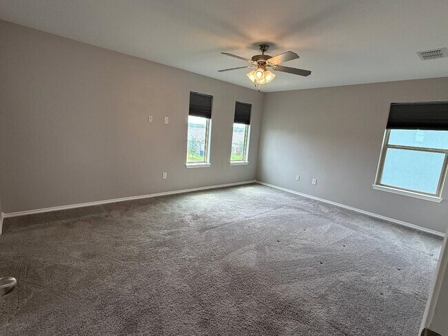 Building Photo - 5814 Doctorado Dr