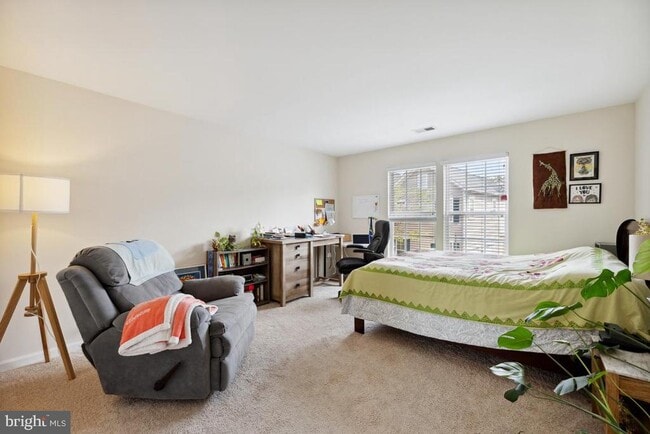 Building Photo - 9168 Stonegarden Dr