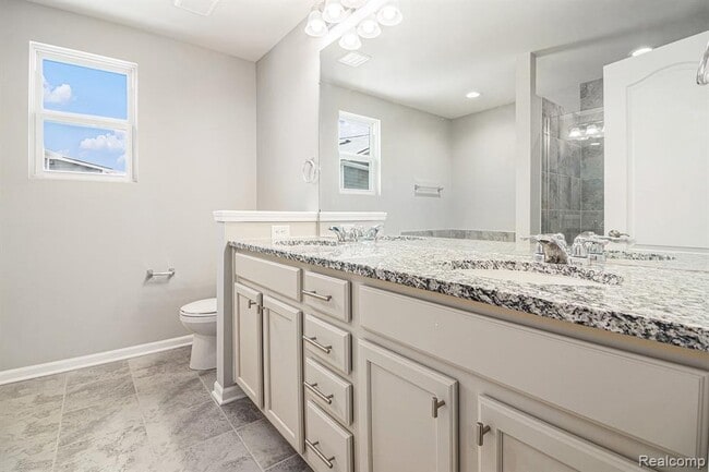 Building Photo - 43642 Chancellor Ln