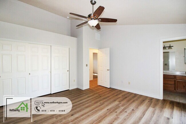 Building Photo - 2882 Sandstone Dr