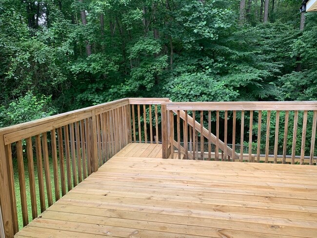 Building Photo - 804 Wiles Ct